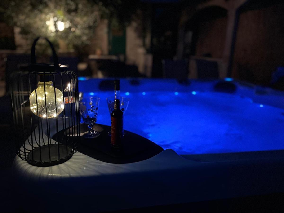 Vacation House Marin With Jacuzzi - Bol, Brac Exterior foto